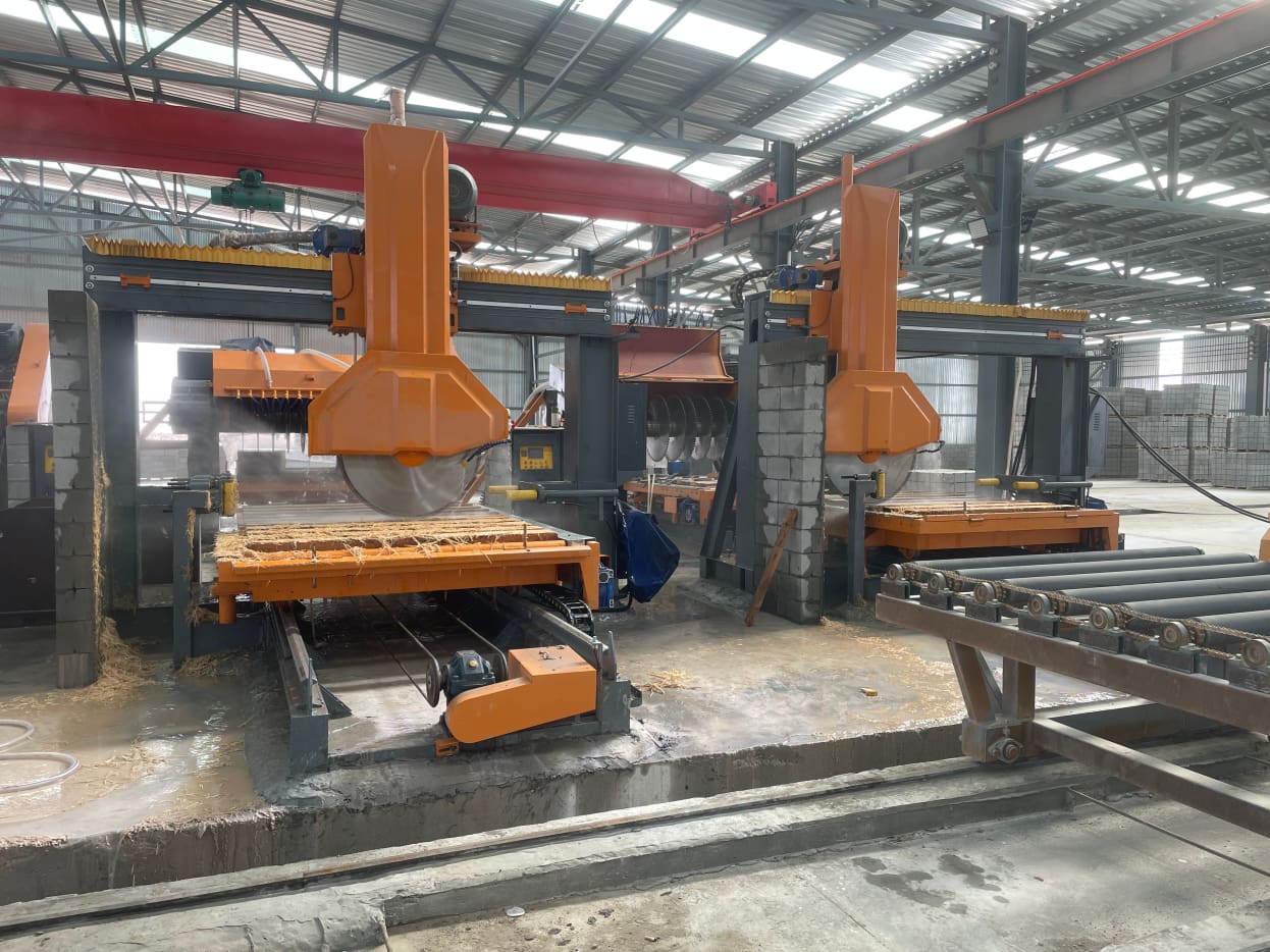 Automatic Curb Stone Cutting Machine